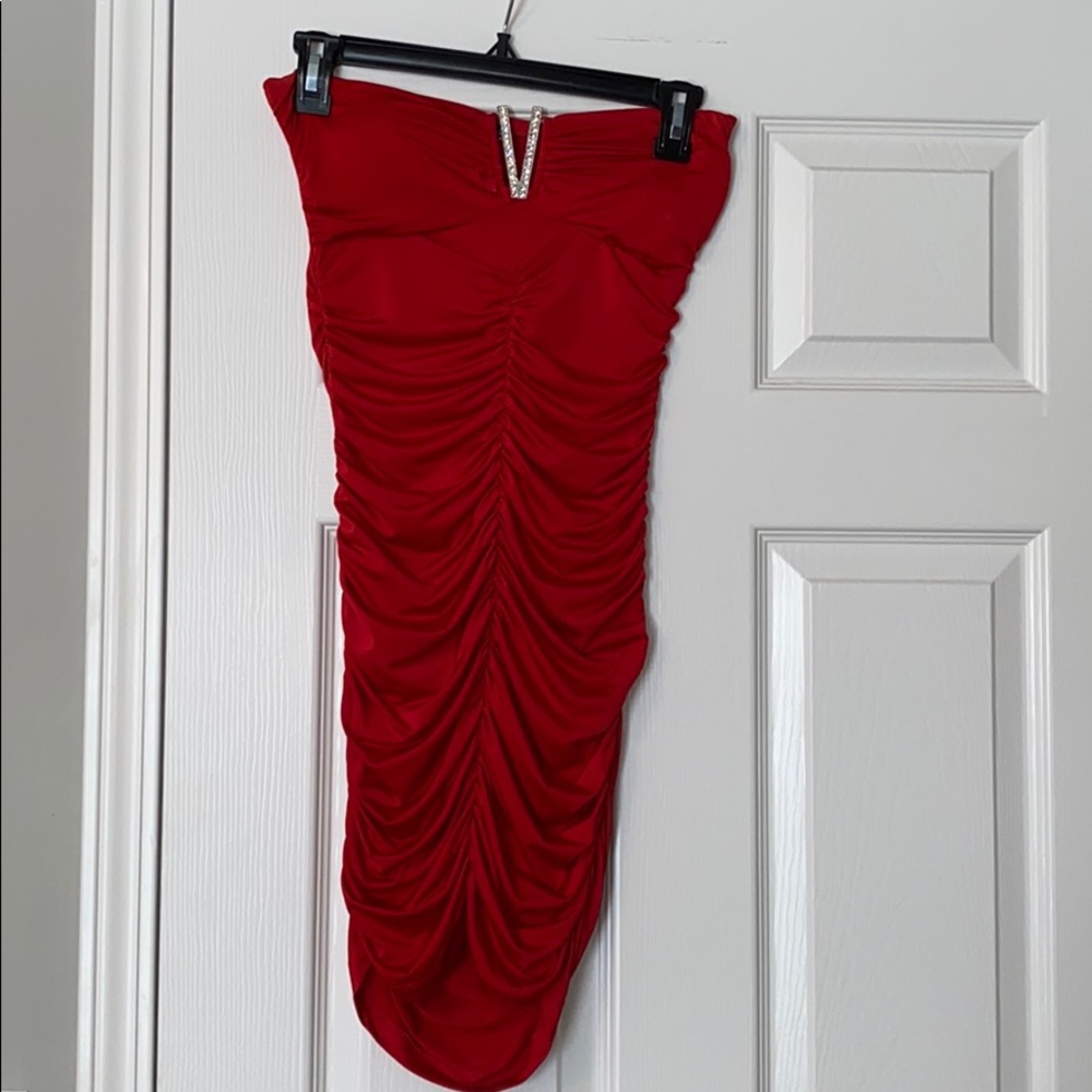 Red strapless dress